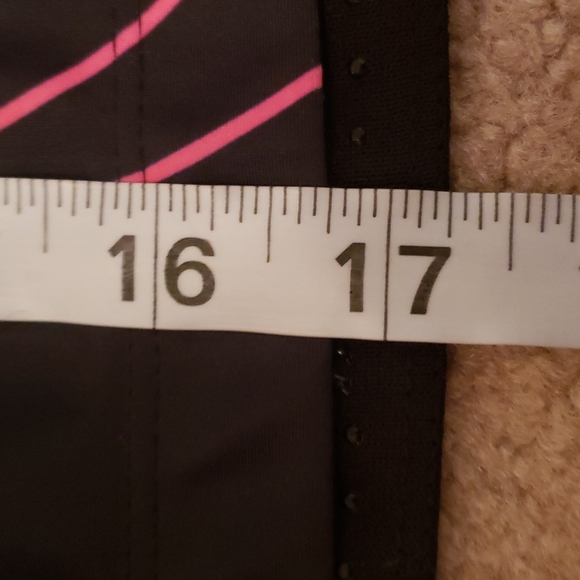 Beroy Women's Cycling Shorts - Picture 7 of 9